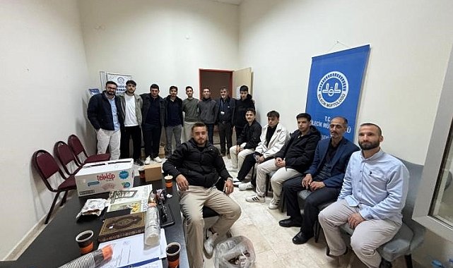 Bilecik'te İl Müftüsü Dilek üniversiteli gençlerle bir araya geldi