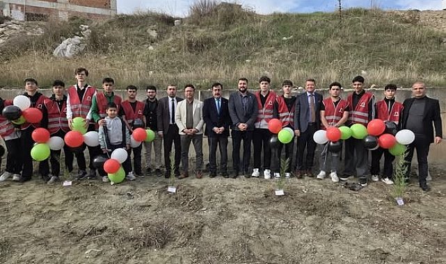 Bilecik'te öğrenciler fidan dikerek kardeşlik ve çevre bilinci kazandı