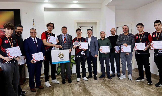 Bilecikli öğrenci ve öğretmenlerden dünya üçüncülüğü