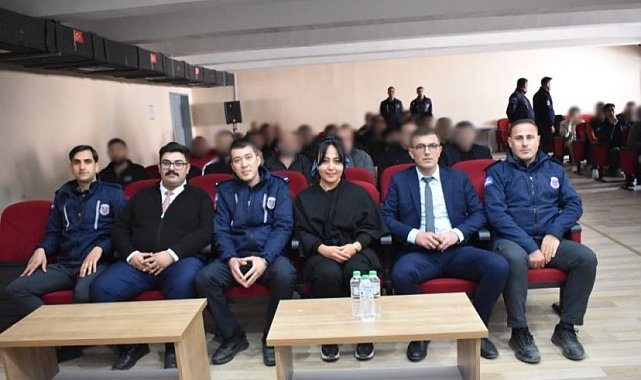 Bir sahne bin gelenek: ceza infaz kurumunda tiyatro rüzgarı