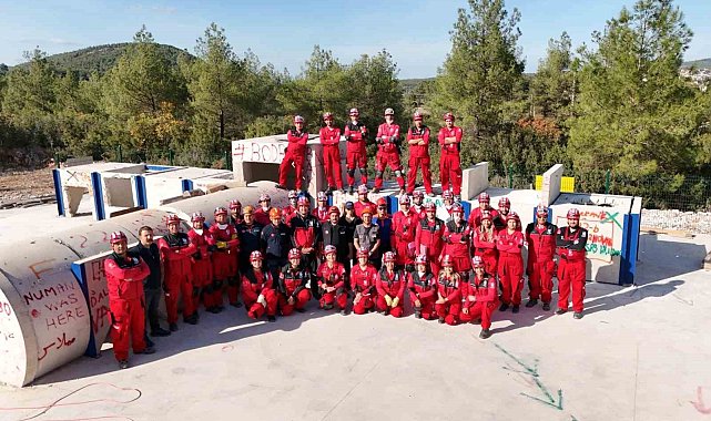 Bodrum Belediyesi kurtarma ekibi, sınavı başarıyla tamamladı