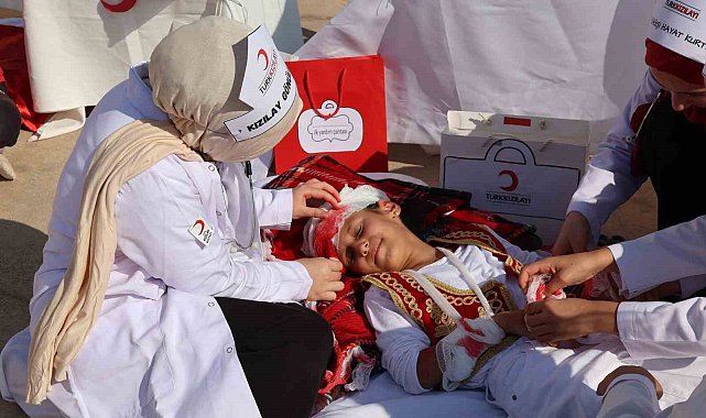 Bozyazı'da Kızılay Haftası coşkuyla kutlandı