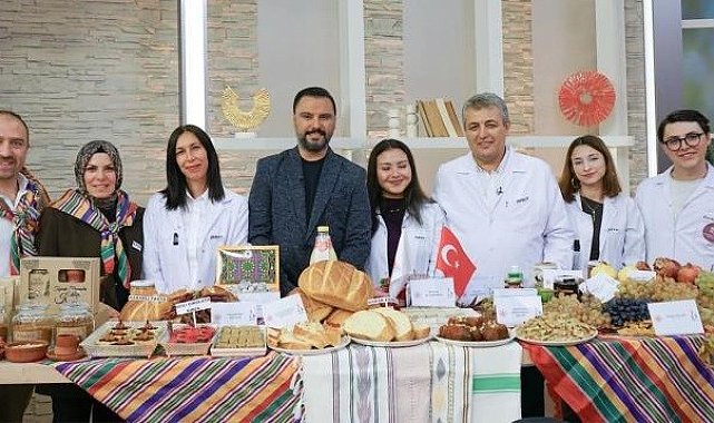 BŞEÜ öğrencileri Bilecik ürünlerini tanıttı