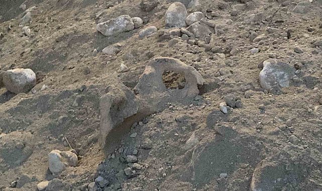 Burdur'da belediyenin kazı çalışması sırasında insan kemikleri bulundu