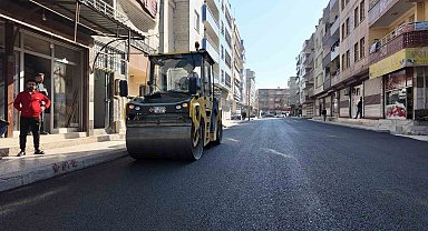 Büyükşehir Belediyesi'nden kış öncesi asfalt serimi mesaisi