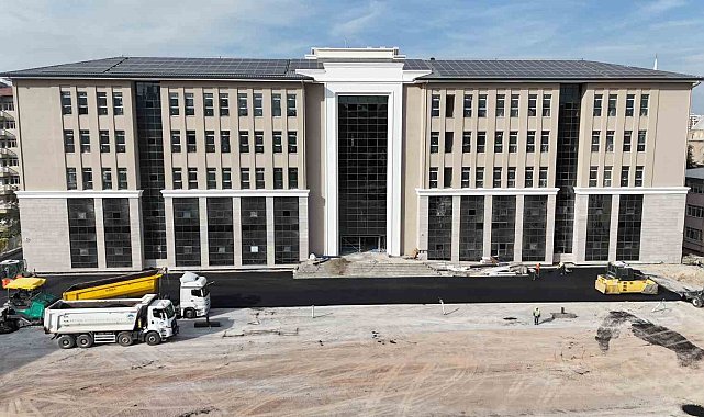 Büyükşehirden 2 milyon TL'lik asfalt yatırımı