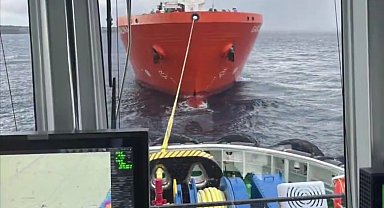 Çanakkale Boğazı'ndan geçen tanker makine arızası yaptı