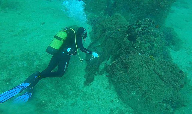 Çanakkale'de 9 yılda denizden 34 bin 620 metrekarelik hayalet ağ çıkarıldı