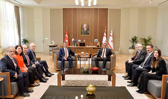 CHP Genel Başkanı Özel, KKTC Cumhurbaşkanı Erhürman'ı ziyaret etti