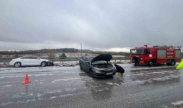 Çorum'da dolu yağışı kazaya neden oldu: 10 yaralı