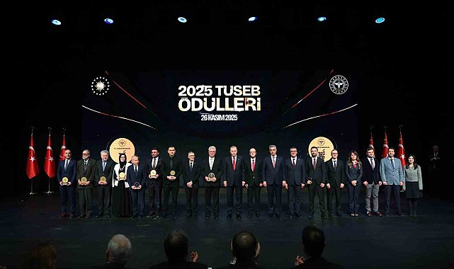 Cumhurbaşkanı Erdoğan'dan ERÜ'ye ödül