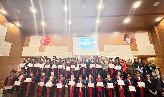 Deneyap teknoloji atölyeleri Muğla'da mezuniyet coşkusu