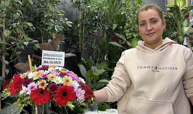 Diyarbakır'da çiçekçilerde Öğretmenler Günü yoğunluğu