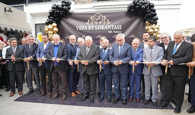 Düzce'de iş ve siyaset dünyası açılışta buluştu