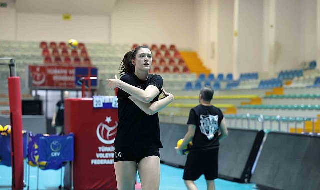 Eczacıbaşı Dynavit, Nilüfer Belediyespor hazırlıklarını tamamladı