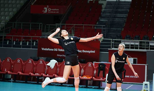 Eczacıbaşı Dynavit, THY deplasmanında mücadele edecek