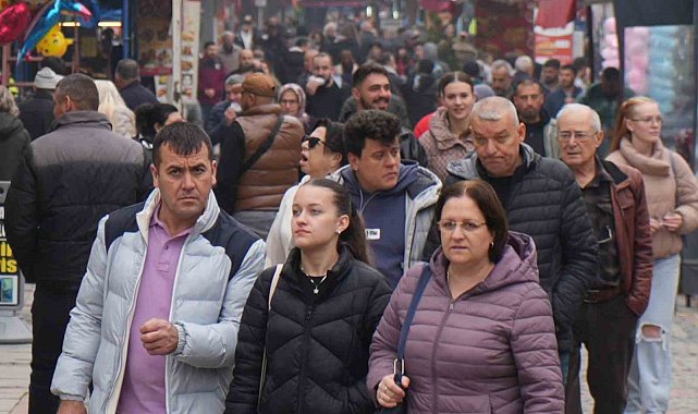Edirne'de turist hareketliliği esnafın yüzünü güldürdü