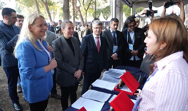 Ege Üniversitesinde 'Kutup Bilimleri Sempozyumu ve Şenliği'