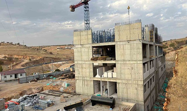 Eğil'de sağlıkta yeni bir seviye: 25 yataklı yeni devlet hastanesi yükseliyor