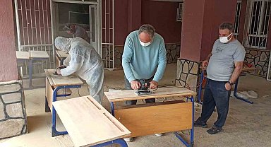 Elele veren idareci ve öğretmenler, ustaya ihtiyaç duymadan okullarını yeniliyor