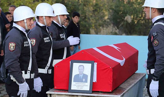 Emekli Emniyet Müdürü dualarla toprağa verildi