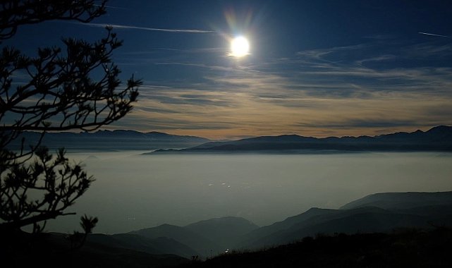 Erzincan Ovası "Pamuk Denizine" döndü: Keşiş Dağları'ndan eşsiz sis manzarası