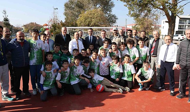 Erzincan'da 101 okulun bahçesine kauçuk zemin yapıldı