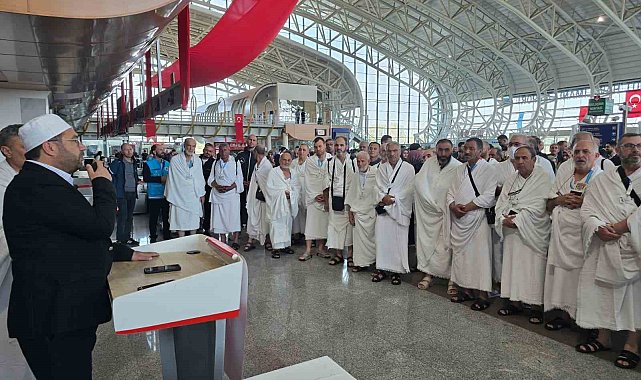 Erzincan'dan 193 umreci dualarla uğurlandı