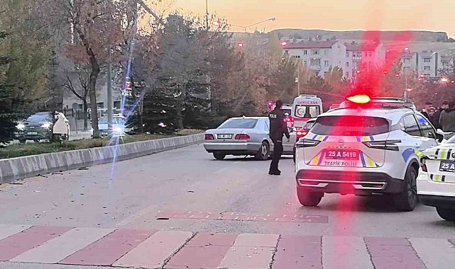 Erzurum'da iki otomobil çarpıştı: 3 yaralı