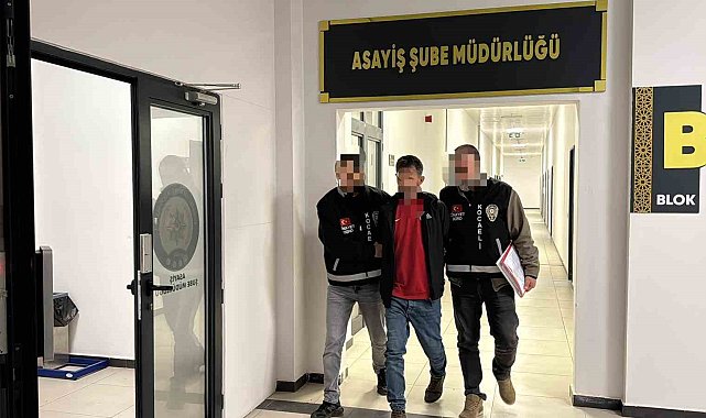 Eşini bıçaklayarak öldüren şahıs tutuklandı