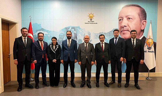 Eskişehir'de AK Parti'nin merkez ilçe başkanları belli oldu