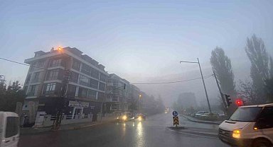 Eskişehir'de sis etkili oldu
