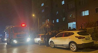 Eskişehir'de yangın paniği: 2 kişi dumandan etkilendi