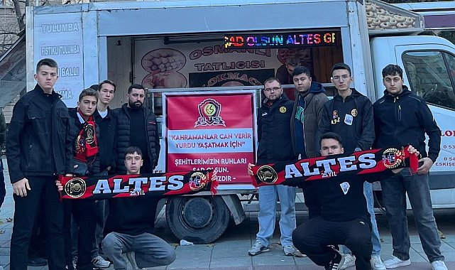 Eskişehirspor taraftarı, şehitler için lokma hayrı düzenledi