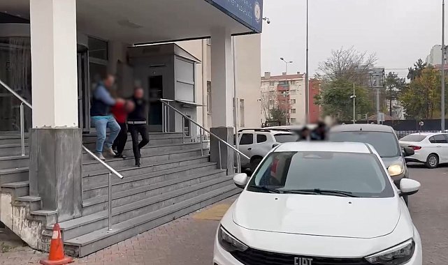 Evden hırsızlık yapan 2 şüpheli yakalandı