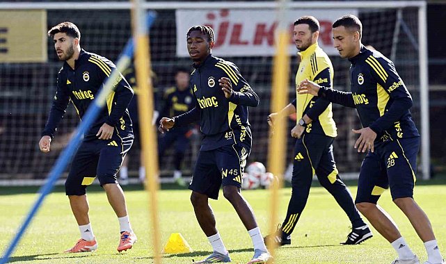 Fenerbahçe'de Rizespor mesaisi devam etti