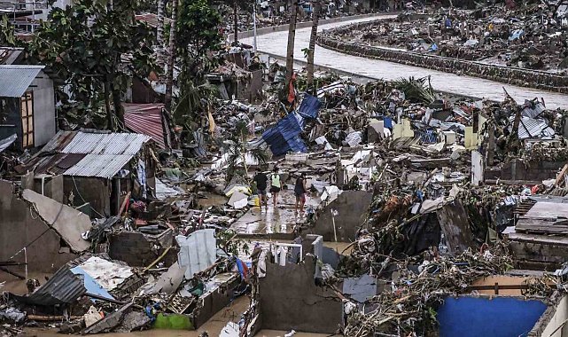 Filipinler'i vuran tayfunda can kaybı 66'ya yükseldi