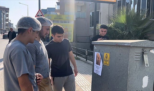 Fotoğrafı gören uzun uzun baktı: "Kızlarınızı bu adamdan uzak tutun" yazılı afişler ortalığı karıştırdı