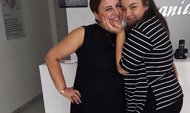 Genç kıza, öldürülen annesini ölümle tehditten 2 yıl 6 ay hapis