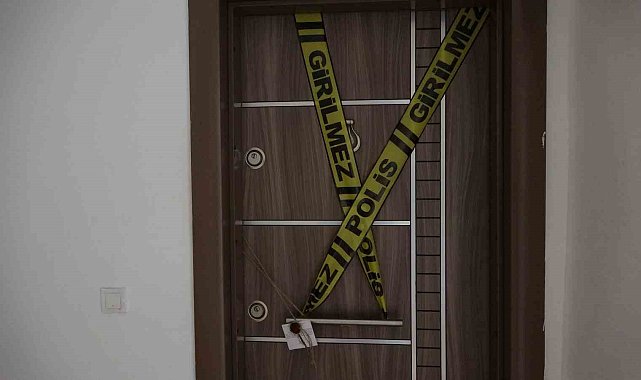 Göreve gelmeyen polis memuru, kendisini kontrol için gelen mesai arkadaşları tarafından ölü bulundu