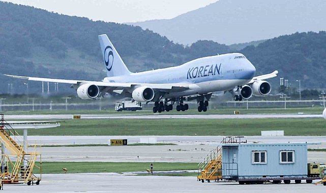 Güney Kore'de üniversite sınavı nedeniyle uçuşlar askıya alınacak