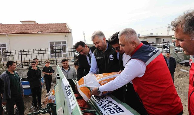 HBB'den tarım lisesine buğday ve gübre desteği