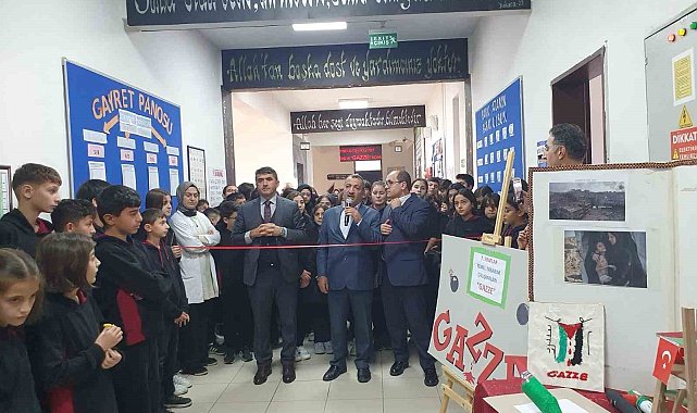 İbrahim Hakkı Kubilay İmam Hatip öğrencilerinden örnek sergi