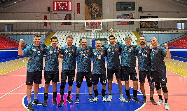 İlk kez katıldıkları turnuvada çeyrek finale yükseldiler