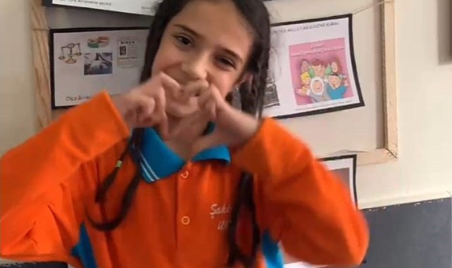 İnegöl'de öğrencilerden anlamlı 24 Kasım kutlaması