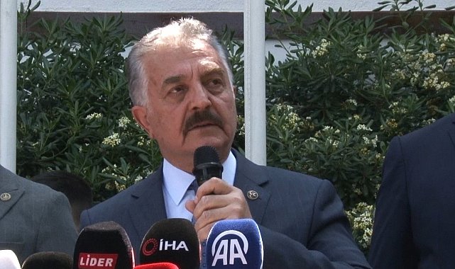 İsmet Büyükataman'dan Dervişoğlu'na sert tepki: "Emperyalizmin sandalında boşuna kürek çekmektedir"