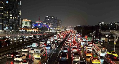 İstanbul'da trafik yoğunluğu yüzde 89'a ulaştı
