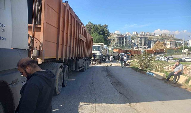 İzmir'de CHP'li belediyelerin çöp kavgası