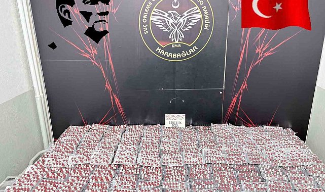 İzmir'de sentetik uyuşturucu operasyonu: 2 gözaltı