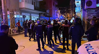 İzmir'de silahlı saldırı: 1 ölü, 3 yaralı